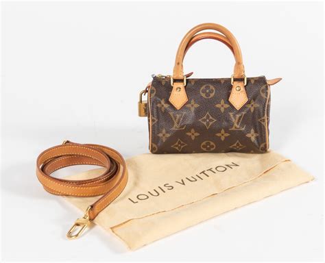 bauletto mini louis vuitton|louis vuitton capushell.